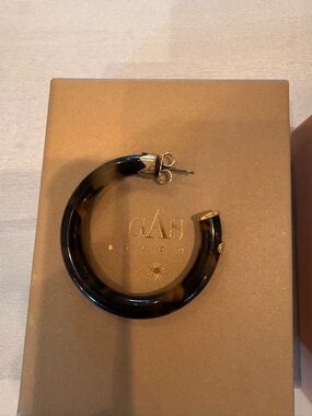 GAS Bijoux Tortoiseshell Resin Hoop Earrings with Gold-Tone Accents - Brown